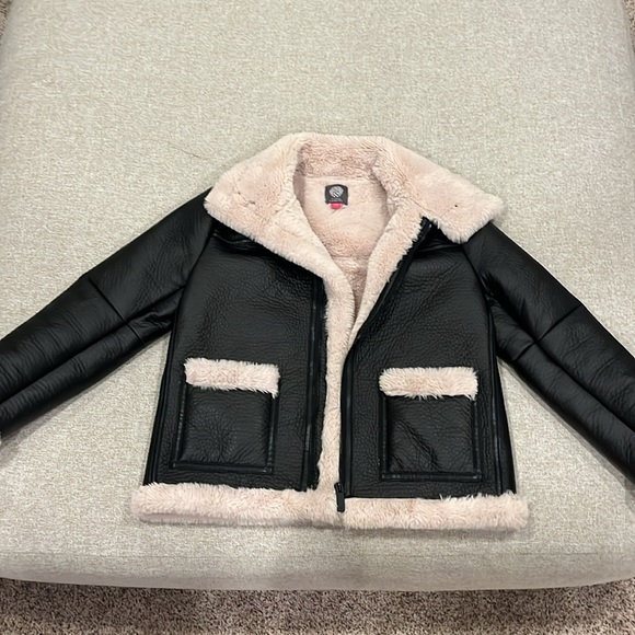 Vince Camuto faux leather jacket - Picture 2 of 4